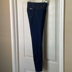 Michael Kors jeans. Like new. Size: 2. Only worn twice!